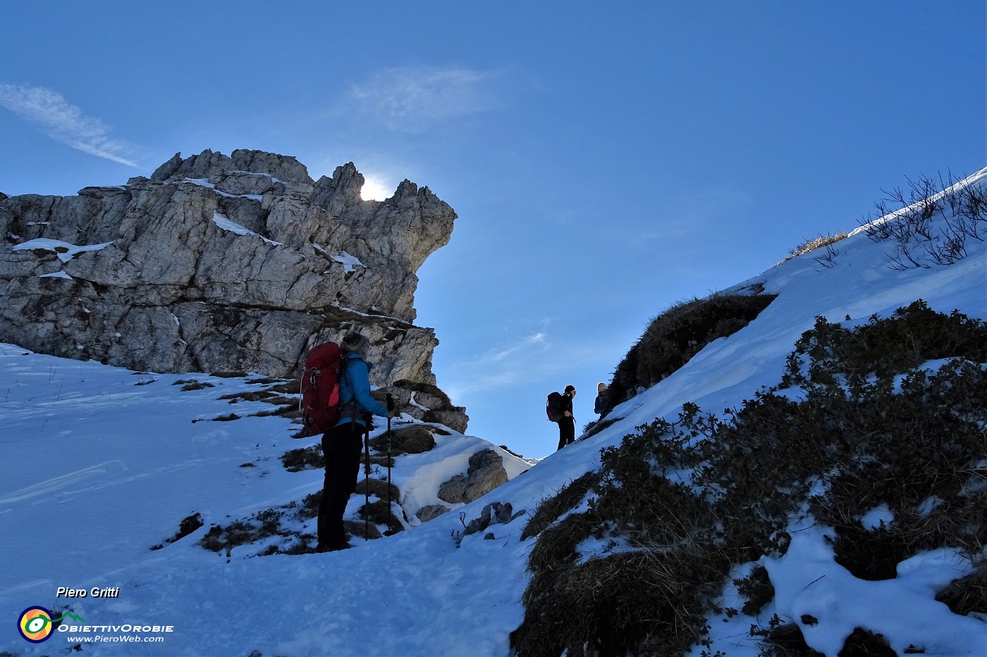 47 Arrivati in cresta di vetta.JPG